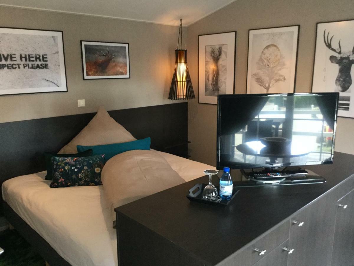 Zu Jeddelohs Lodge Hotel Gladenbach Kültér fotó