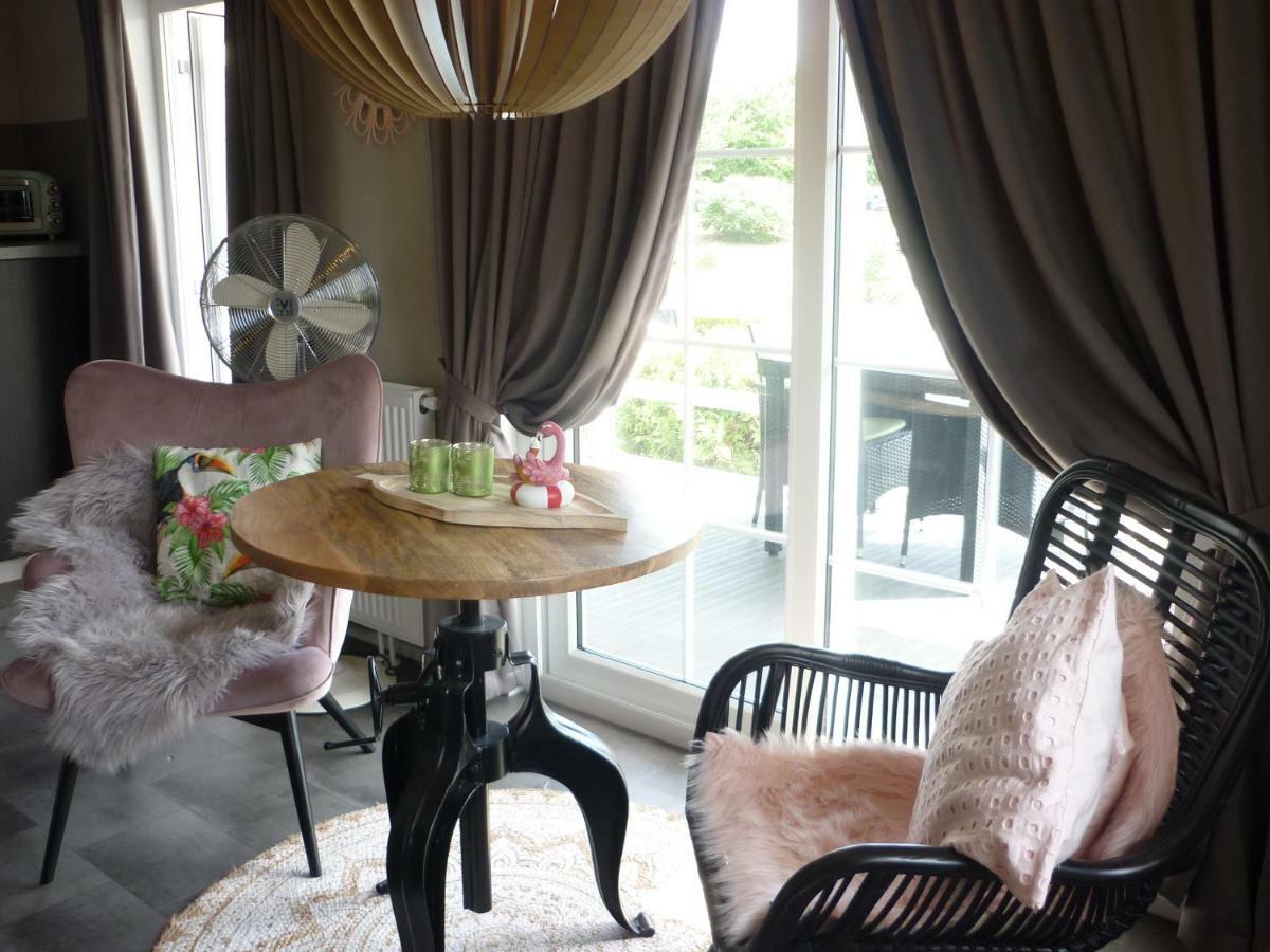 Zu Jeddelohs Lodge Hotel Gladenbach Kültér fotó