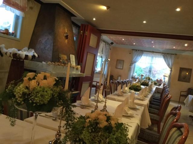 Zu Jeddelohs Lodge Hotel Gladenbach Kültér fotó
